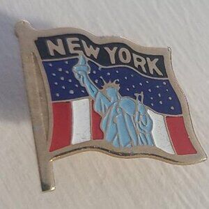 New York City NYC Vintage American Flag Lapel Pin Tie Tack